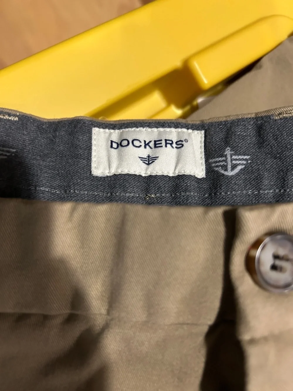 EUC Levi Dockers workday khaki 50 x 30